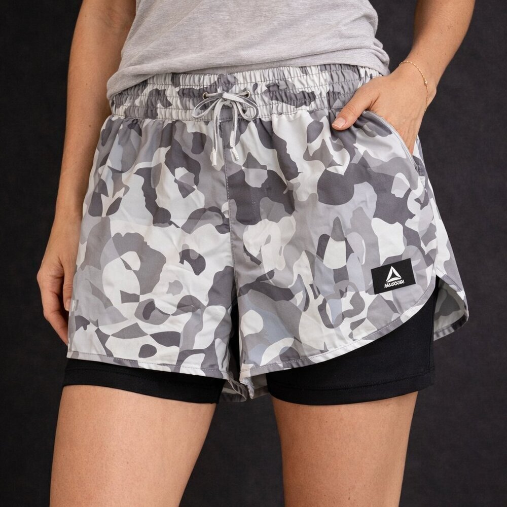 Reebok Women’s Running Short, Size XXL with built in compression shorts